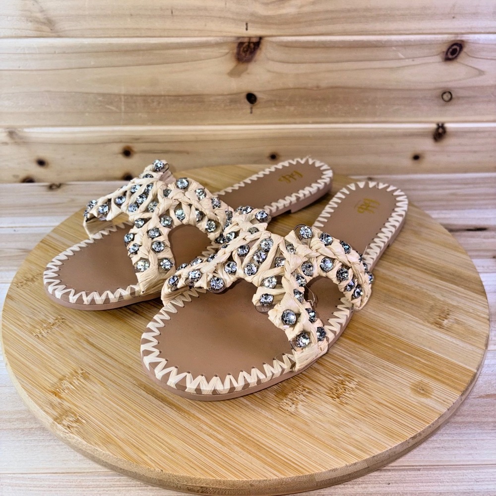 BTB Los Angeles Sandals Womens 10 Tan Laurel Crystal Slide On Sandals